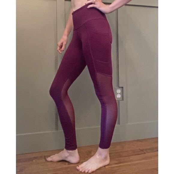 VICTORIA Sport Knockout Tight Leggings Mesh W/ Pockets Size XS - Picture 5 of 12